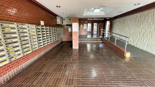 apartment 埼玉県三郷市三郷１丁目
地図を見る