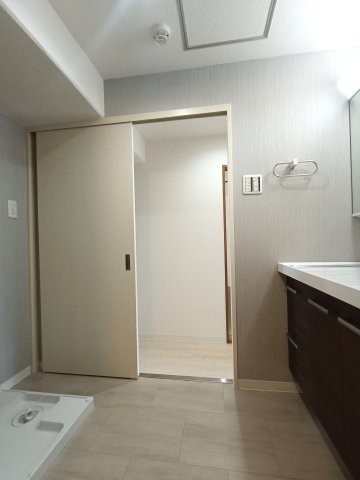 apartment 埼玉県三郷市さつき平１丁目
地図を見る