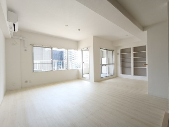 apartment 埼玉県三郷市さつき平１丁目
地図を見る