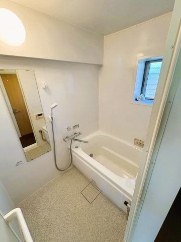 apartment 埼玉県三郷市彦成３丁目
地図を見る