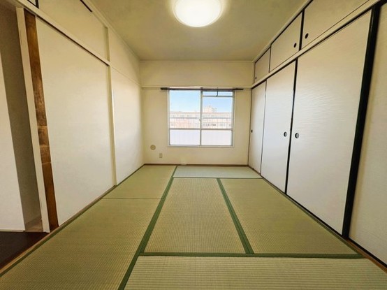 apartment 埼玉県三郷市彦成３丁目
地図を見る