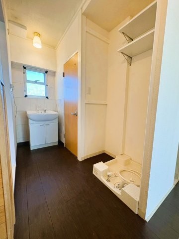 apartment 埼玉県三郷市彦成３丁目
地図を見る