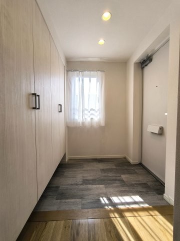 apartment 埼玉県三郷市彦成３丁目207-3