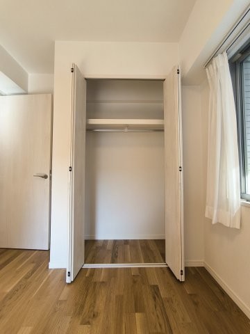 apartment 埼玉県三郷市彦成３丁目207-3