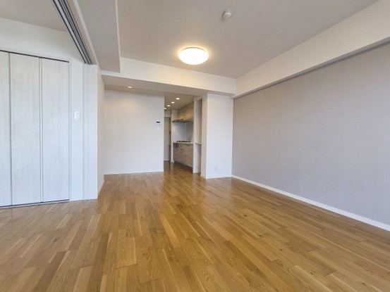 apartment 埼玉県三郷市彦成３丁目207-3