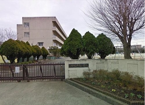 apartment 埼玉県三郷市早稲田５丁目
地図を見る