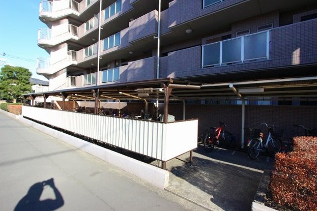 apartment 埼玉県三郷市早稲田５丁目
地図を見る