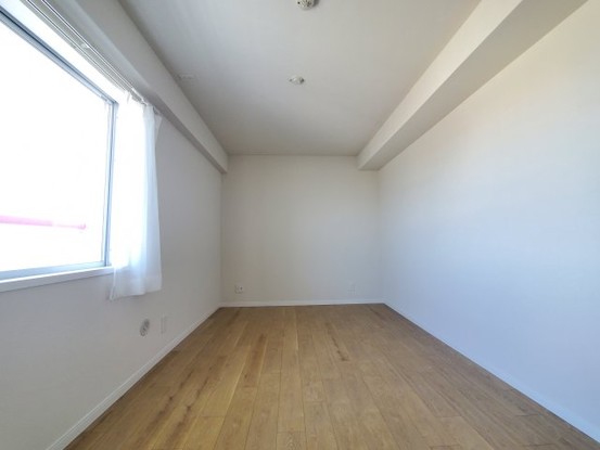 apartment 埼玉県三郷市さつき平１丁目
地図を見る