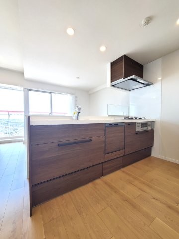 apartment 埼玉県三郷市さつき平１丁目
地図を見る