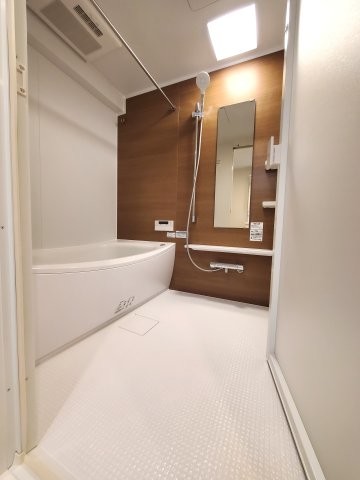 apartment 埼玉県三郷市さつき平１丁目
地図を見る