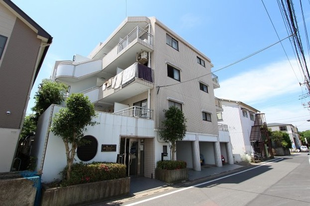 apartment 埼玉県三郷市高州３丁目
地図を見る