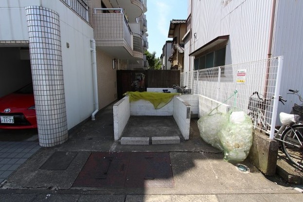 apartment 埼玉県三郷市高州３丁目
地図を見る