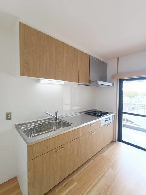 apartment 埼玉県三郷市高州３丁目
地図を見る