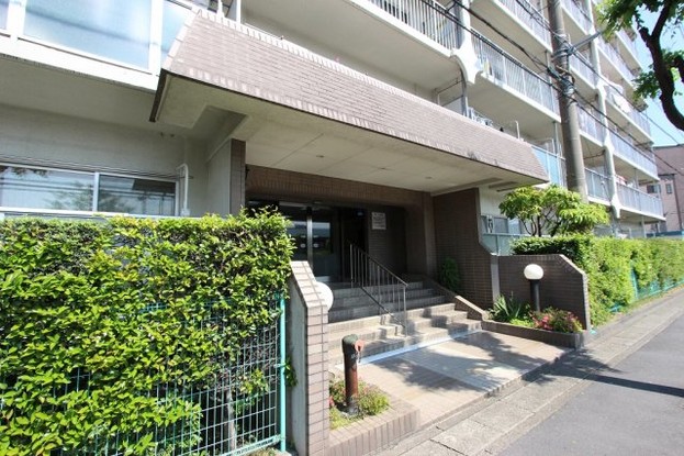 apartment 埼玉県八潮市大字大曽根
地図を見る