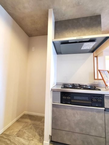 apartment 埼玉県三郷市早稲田５丁目
地図を見る