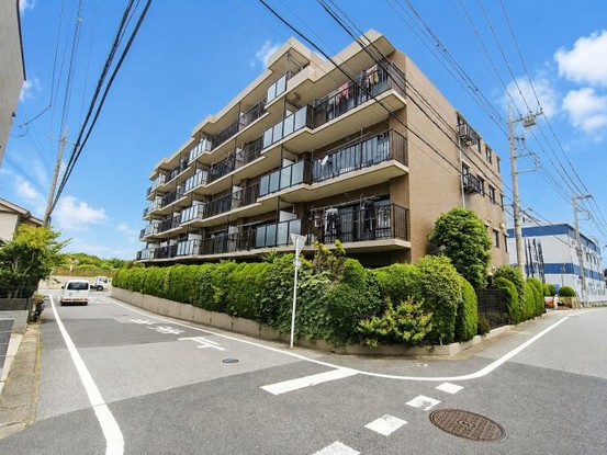 apartment 埼玉県吉川市木売２丁目
地図を見る