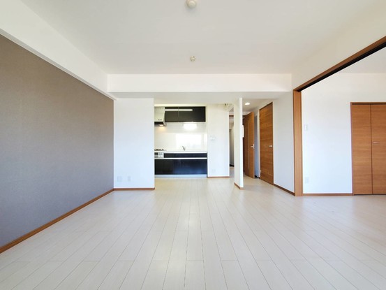 apartment 埼玉県吉川市木売２丁目
地図を見る