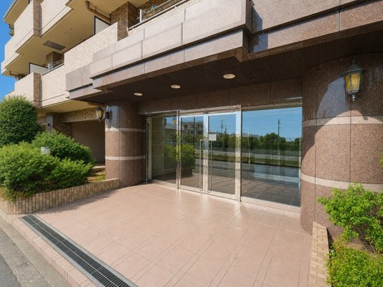 apartment 埼玉県三郷市早稲田４丁目
地図を見る