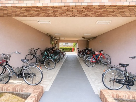 apartment 埼玉県三郷市早稲田４丁目
地図を見る