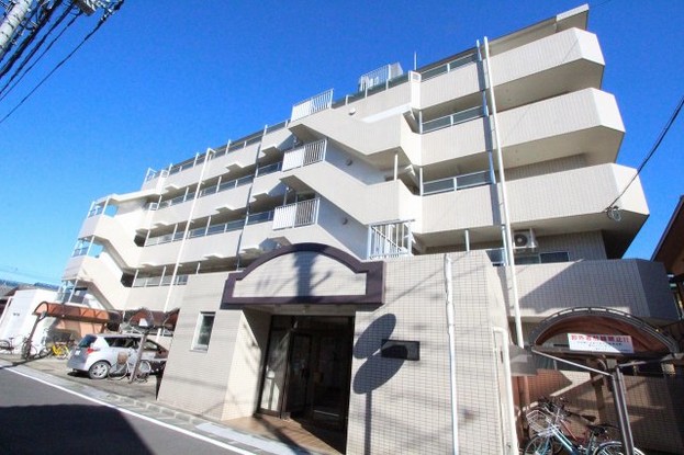 apartment 埼玉県三郷市早稲田５丁目
地図を見る
