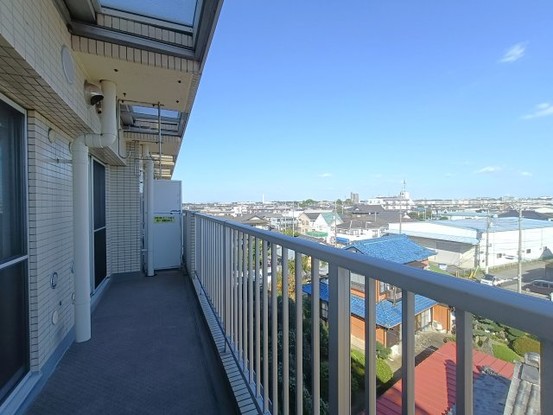 apartment 埼玉県三郷市早稲田５丁目
地図を見る