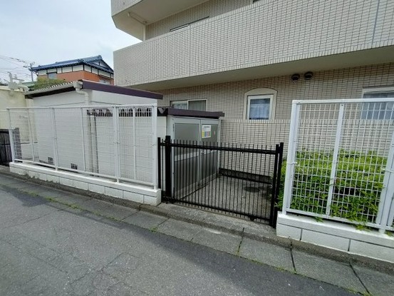 apartment 埼玉県三郷市早稲田５丁目
地図を見る