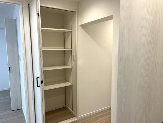 apartment 千葉県市川市妙典５丁目3番地1 イオン市川妙典店