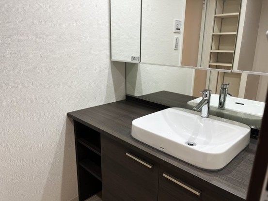 apartment 千葉県市川市妙典５丁目3番地1 イオン市川妙典店