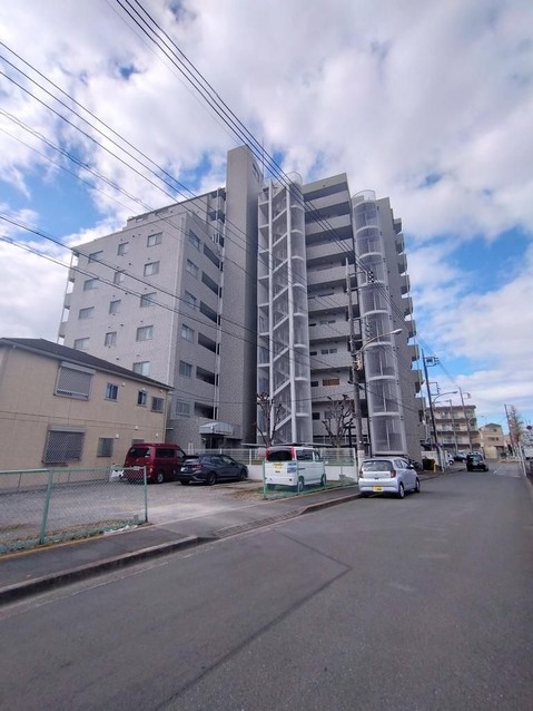 apartment 東京都昭島市大神町３丁目
地図を見る