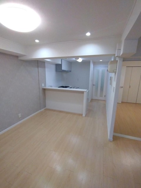 apartment 東京都日野市三沢３丁目
地図を見る