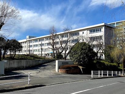 apartment 東京都多摩市貝取１丁目
地図を見る