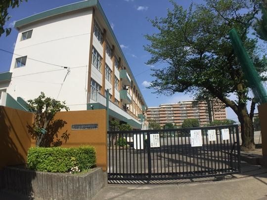 apartment 東京都昭島市武蔵野２丁目
地図を見る