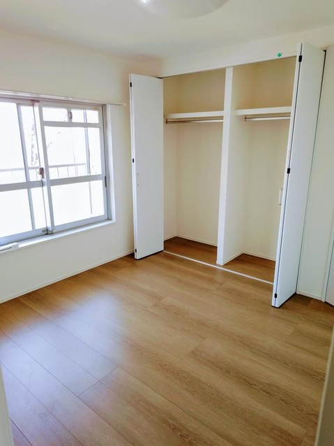 apartment 東京都立川市曙町１丁目12-17