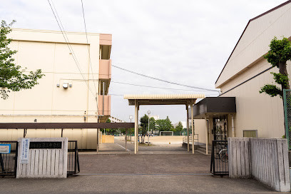 apartment 東京都調布市染地２丁目
地図を見る