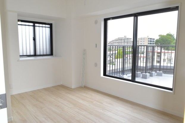 apartment 東京都多摩市貝取１丁目
地図を見る