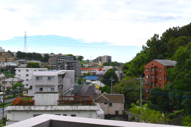 apartment 東京都多摩市貝取１丁目
地図を見る