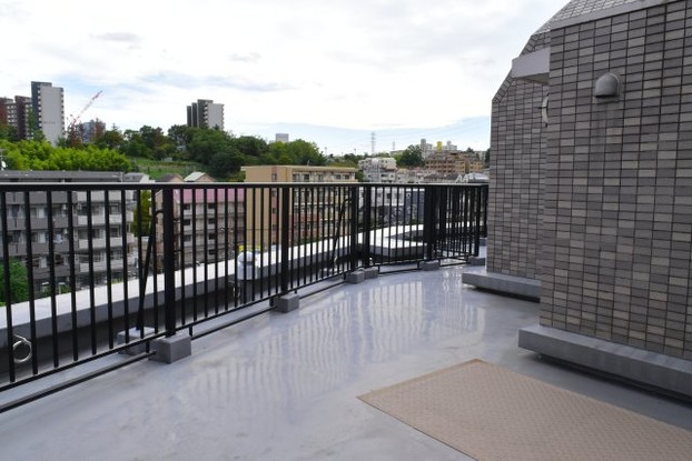 apartment 東京都多摩市貝取１丁目
地図を見る