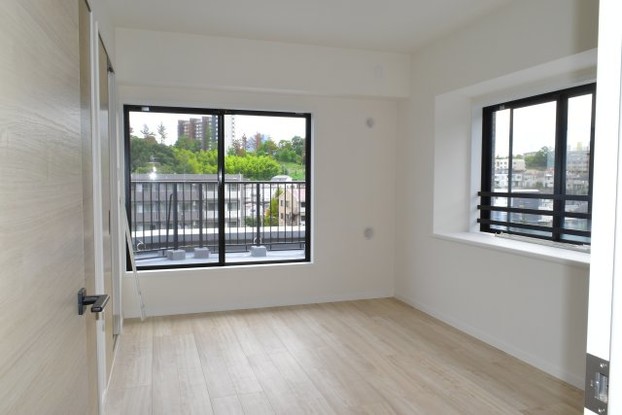 apartment 東京都多摩市貝取１丁目
地図を見る