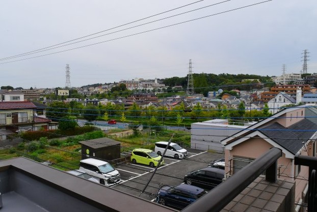 apartment 東京都多摩市関戸６丁目
地図を見る