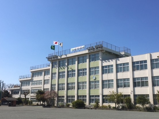 apartment 東京都福生市加美平１丁目
地図を見る