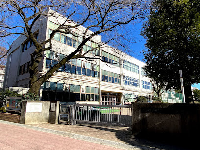 apartment 東京都国立市富士見台２丁目
地図を見る