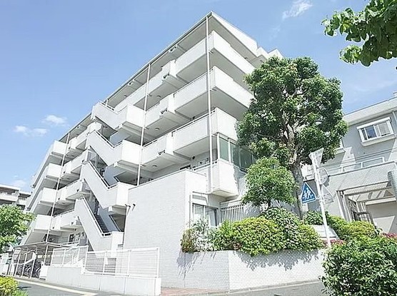apartment 東京都調布市下石原３丁目
地図を見る