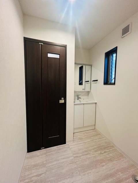 detached 東京都東大和市中央４丁目
地図を見る