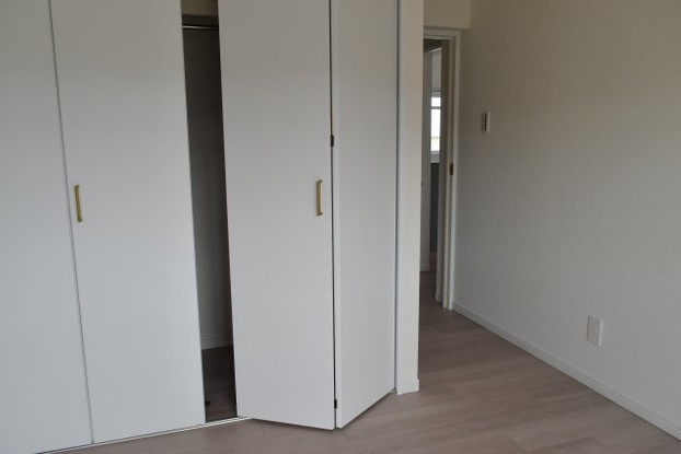 apartment 東京都立川市曙町１丁目12-17