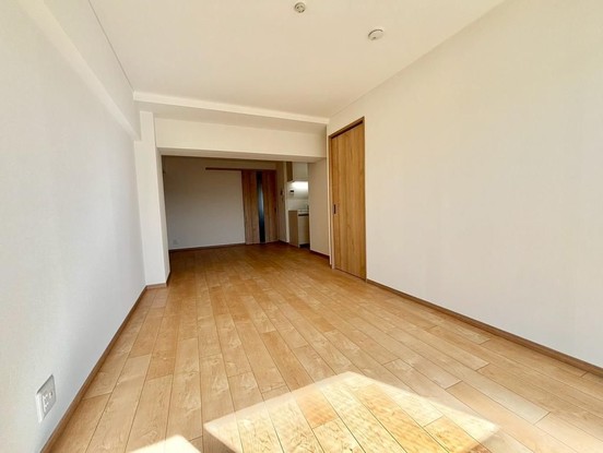 apartment 東京都福生市武蔵野台２丁目
地図を見る