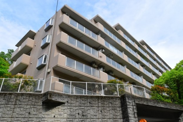 apartment 東京都立川市曙町１丁目12-17
