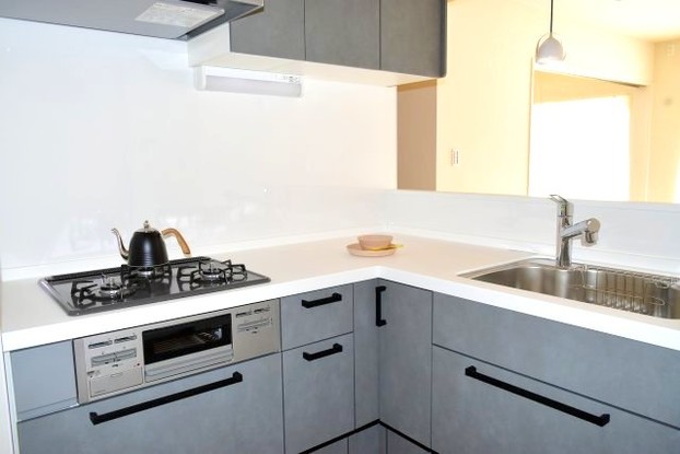 apartment 東京都立川市曙町１丁目12-17