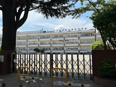 apartment 東京都武蔵野市関前３丁目
地図を見る