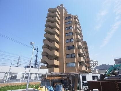 apartment 東京都昭島市郷地町３丁目
地図を見る