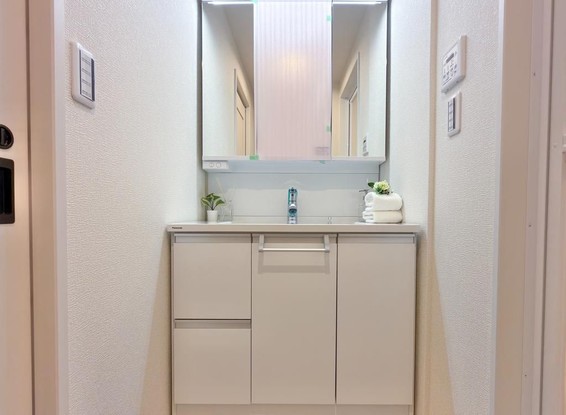 apartment 東京都昭島市郷地町３丁目
地図を見る